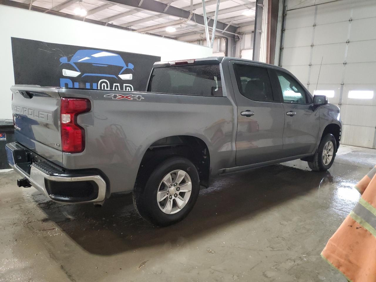 2021 Chevrolet Silverado - Image 3