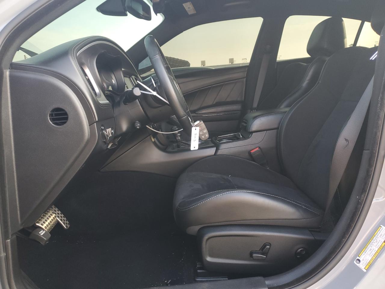 2020 Dodge Charger - Image 7