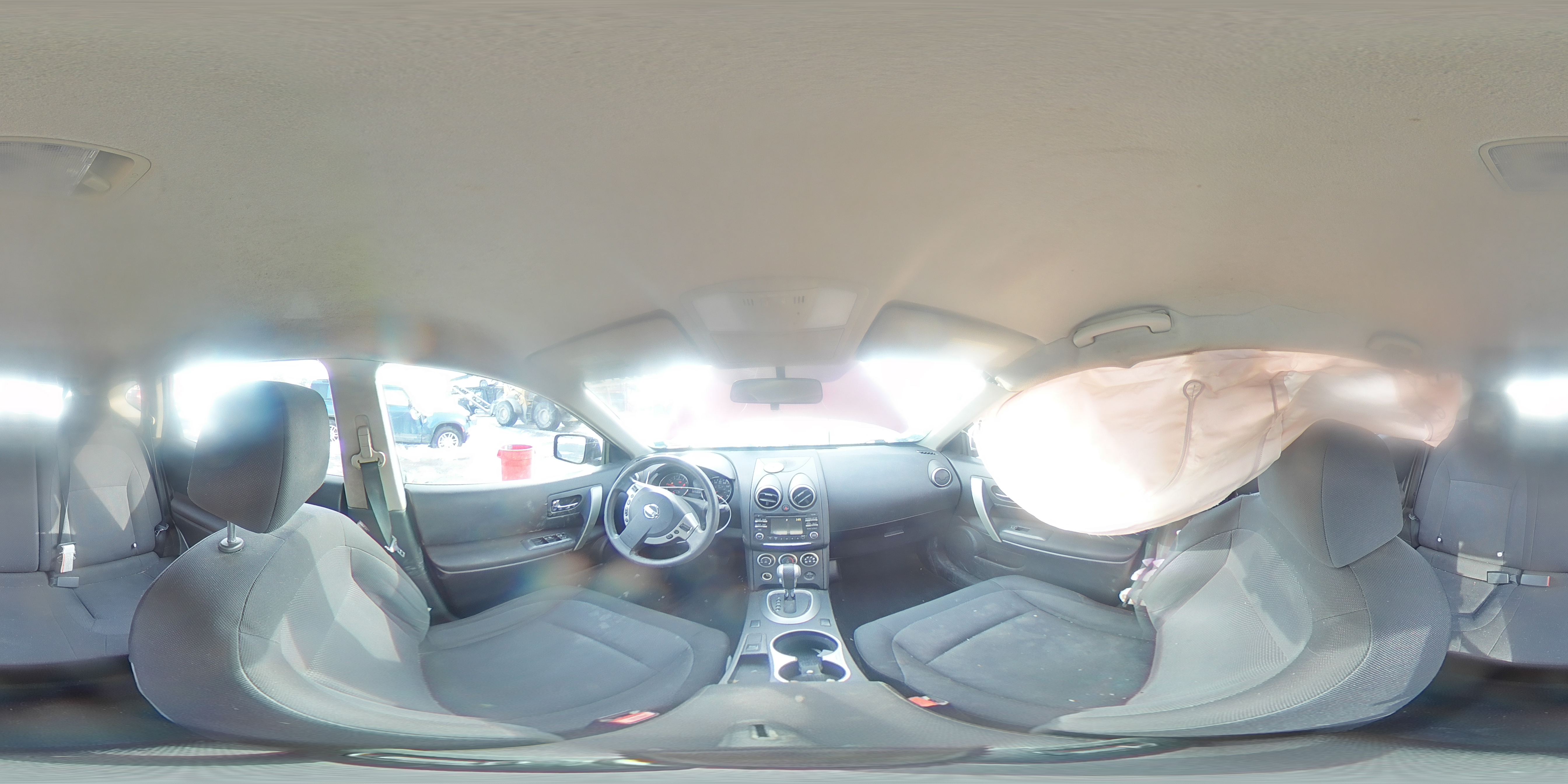 2015 Nissan Rogue - Image 14