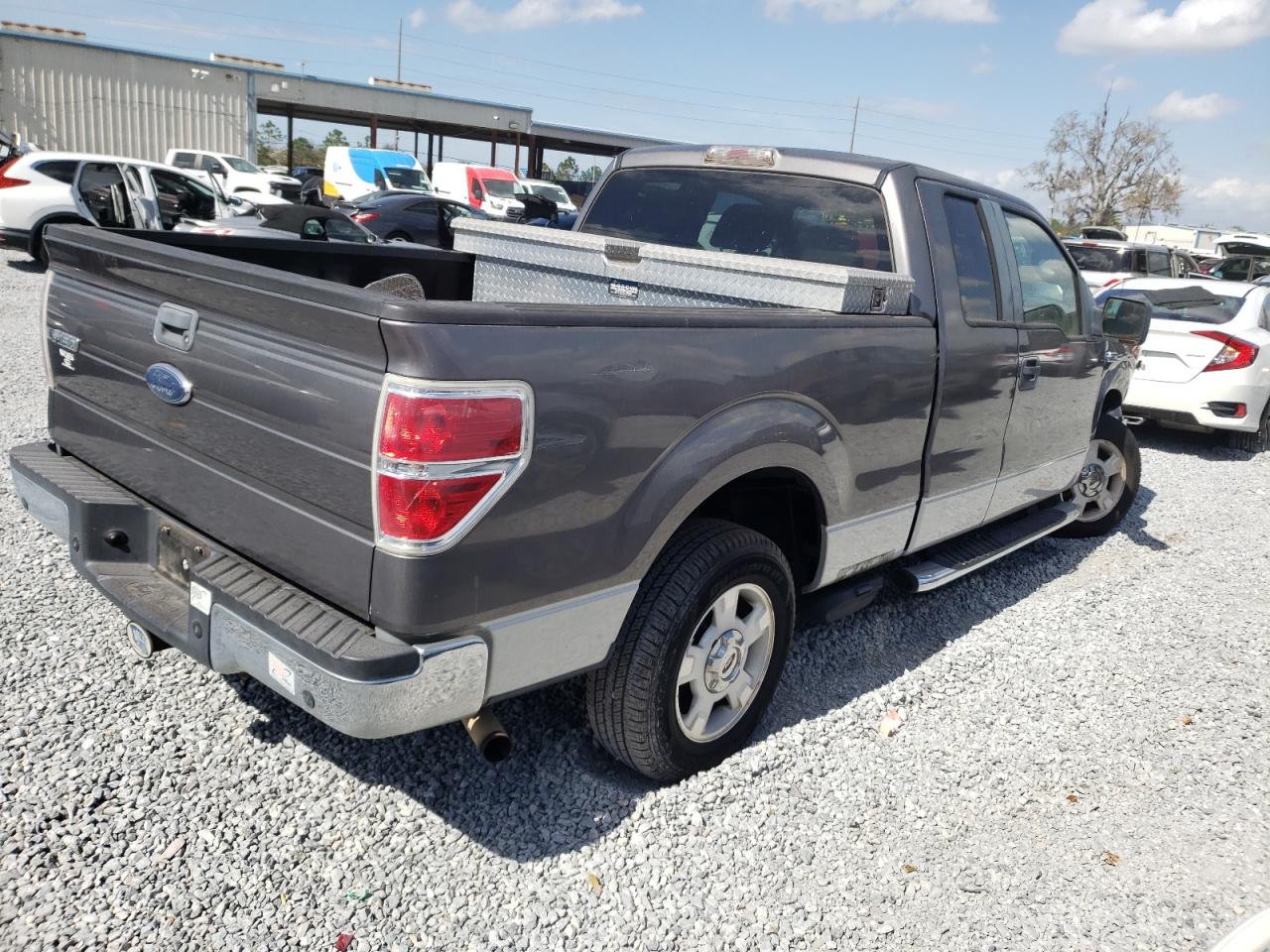 2009 Ford F-150 - Image 3