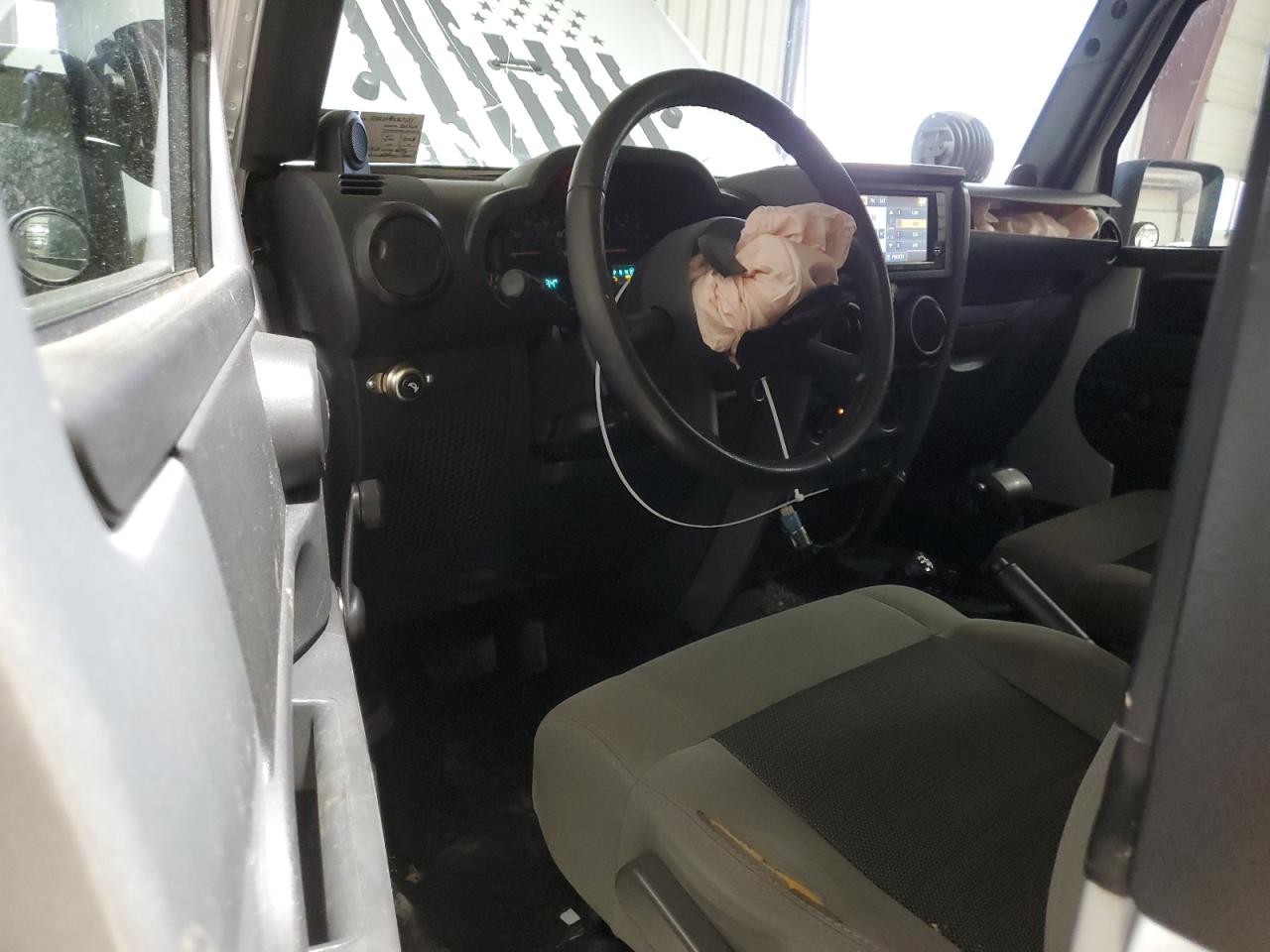 2009 Jeep Wrangler - Image 8
