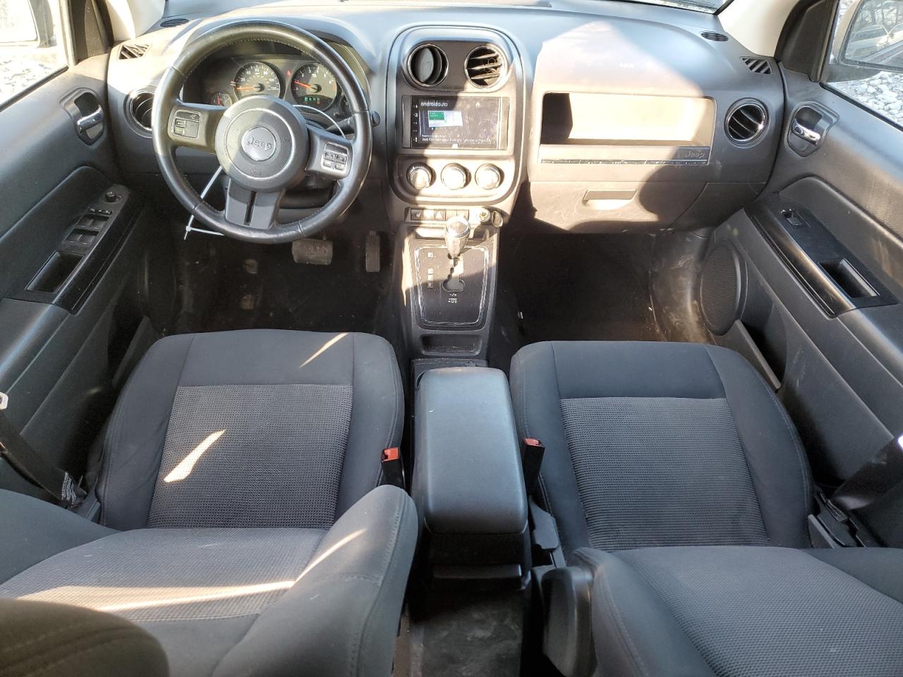 2012 Jeep Compass - Image 8