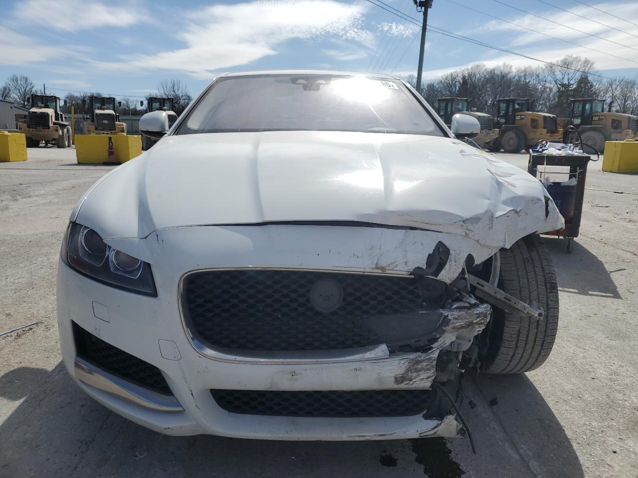 2018 Jaguar XF - Image 5