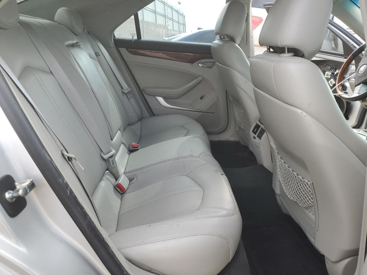 2009 Cadillac CTS - Image 10