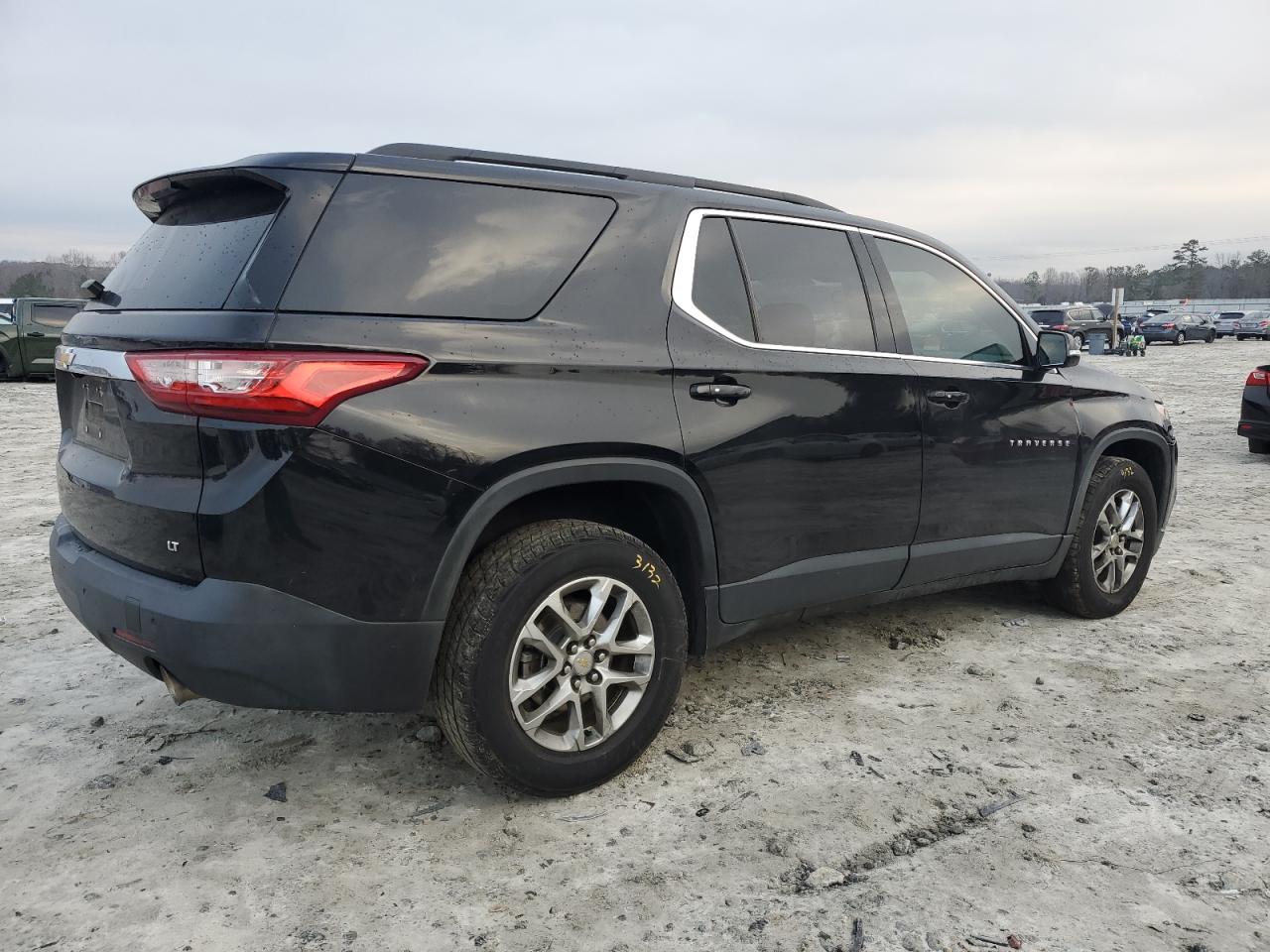 2020 Chevrolet Traverse - Image 3