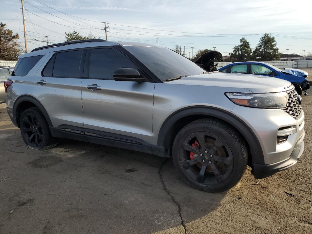 2020 Ford Explorer - Image 4
