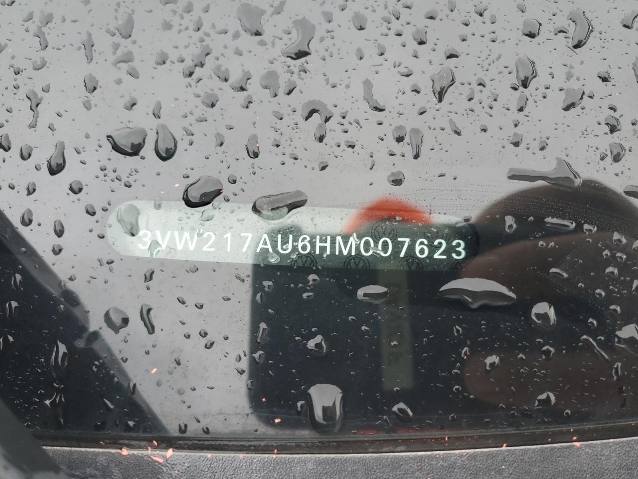 2017 Volkswagen Golf - Image 14