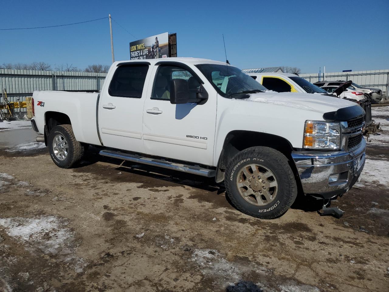 2011 Chevrolet Silverado - Image 4