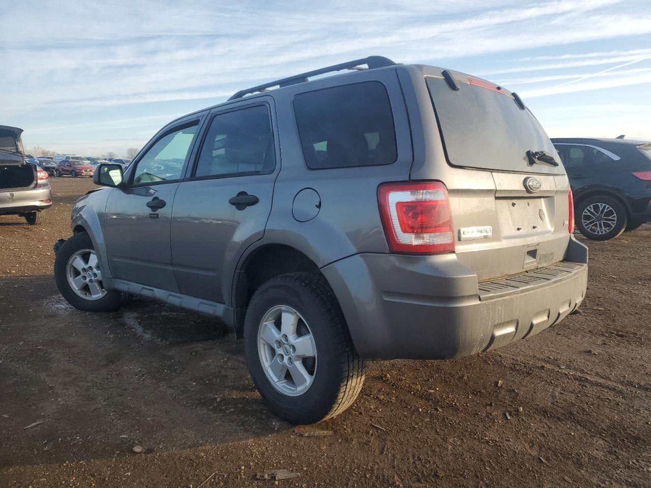 2010 Ford Escape - Image 2