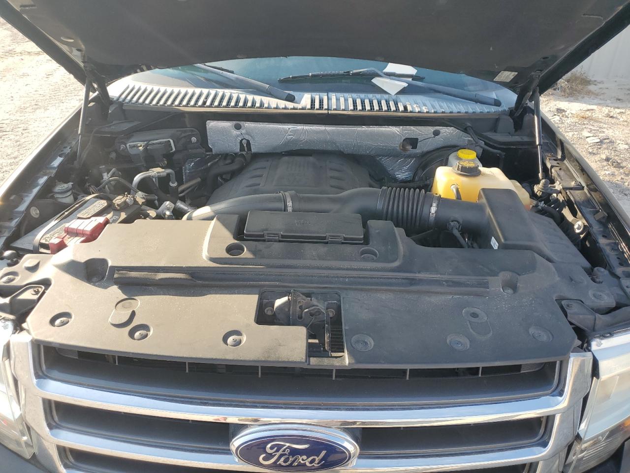 2017 Ford Expedition - Image 12