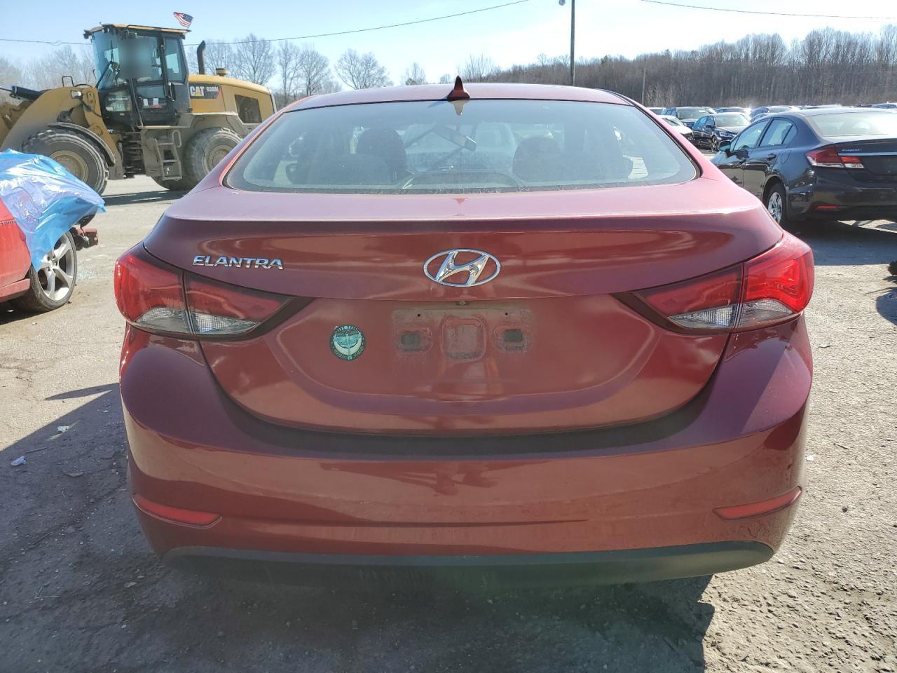 2016 Hyundai Elantra - Image 6