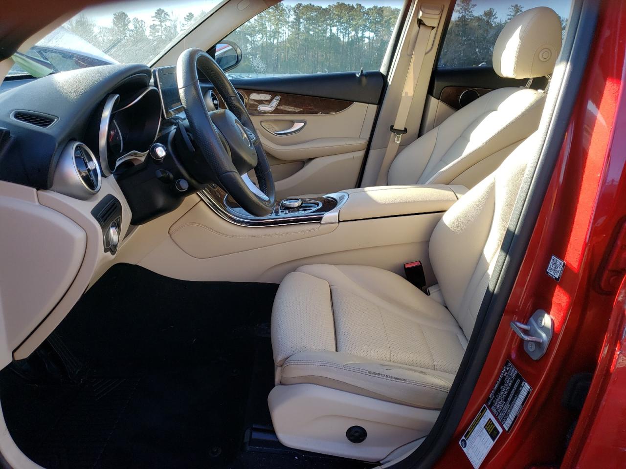 2018 Mercedes-Benz GLC - Image 7