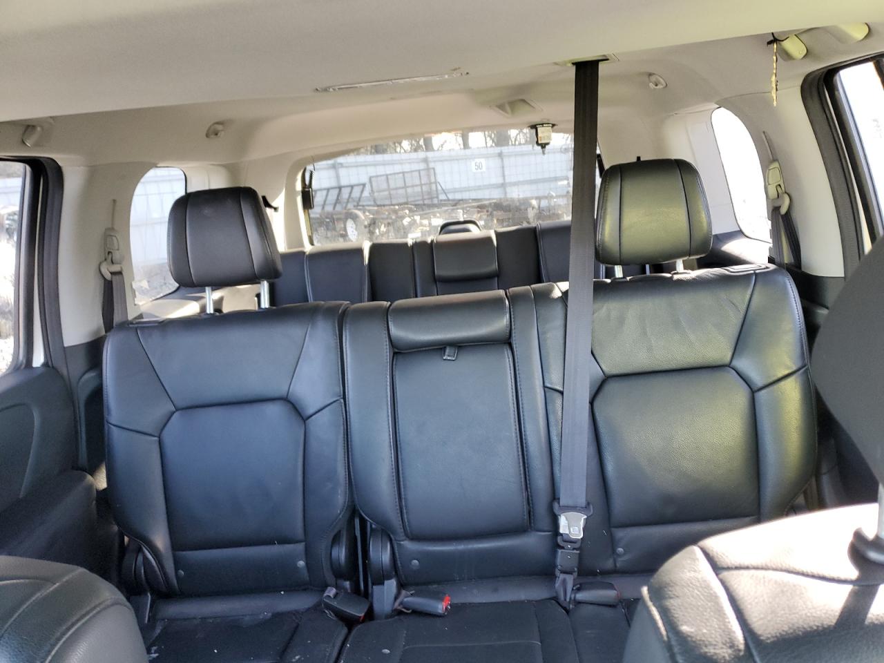 2014 Honda Pilot - Image 10