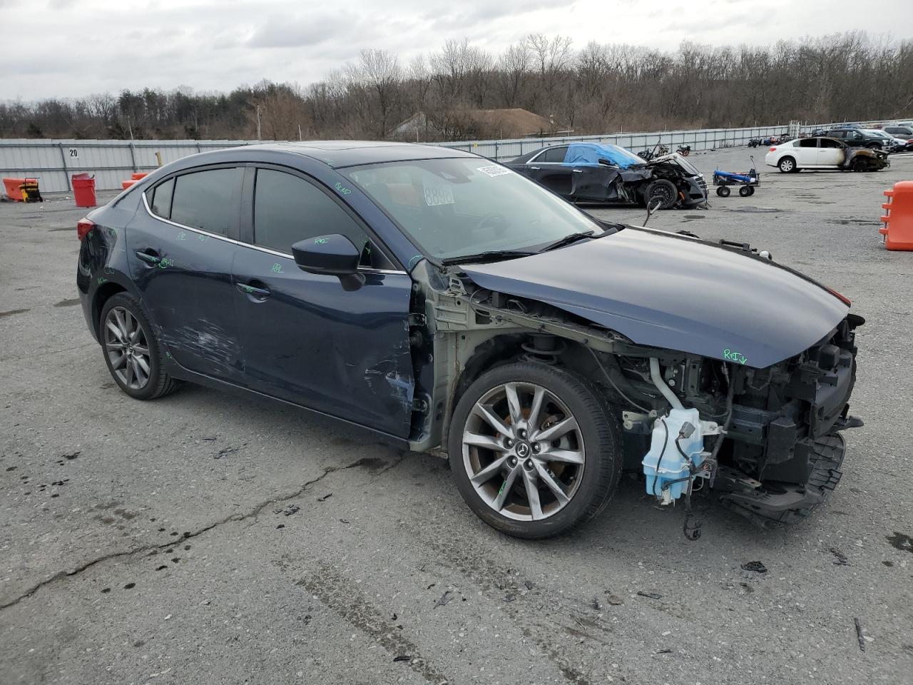 2018 Mazda 3 - Image 4
