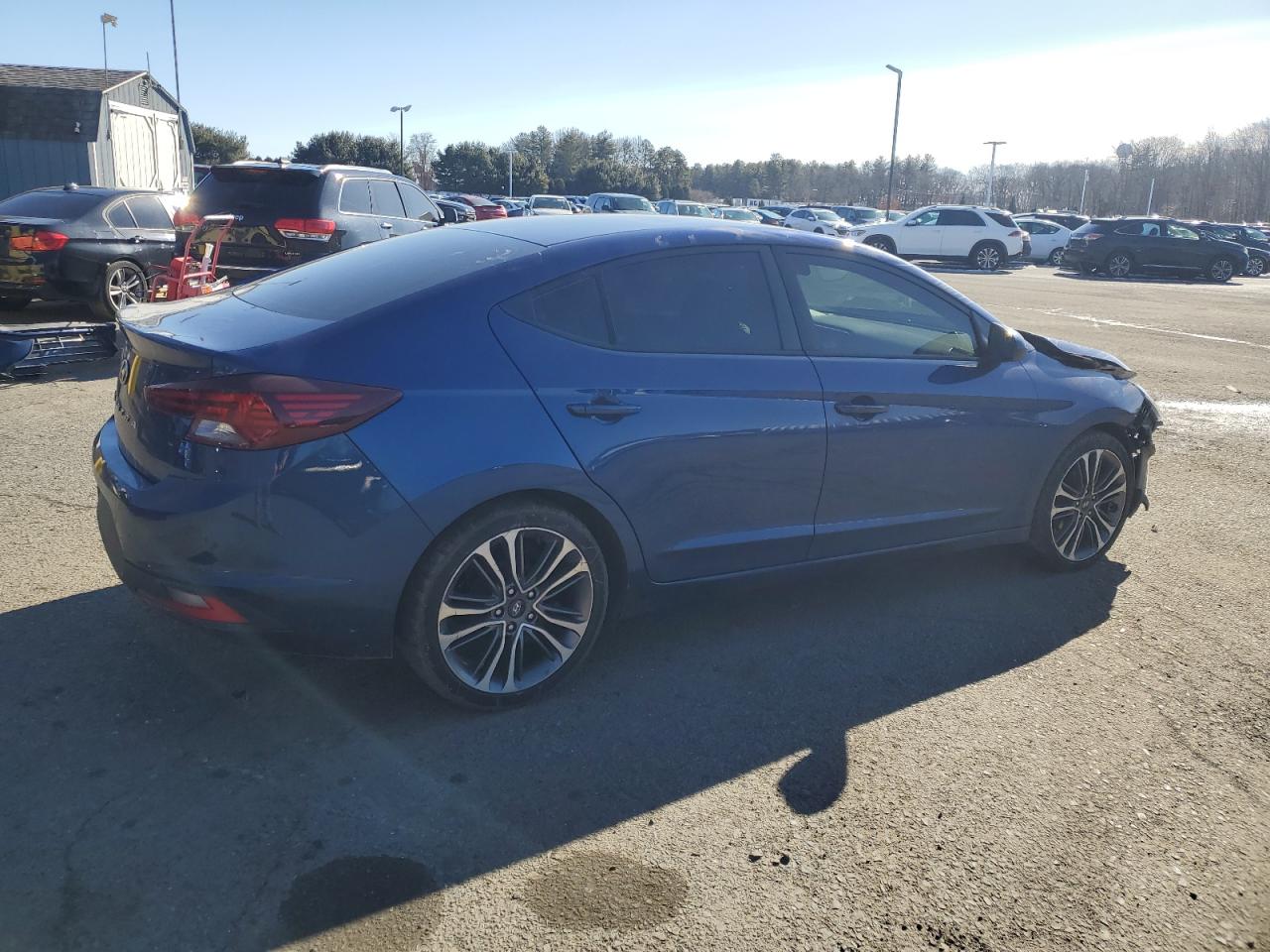 2020 Hyundai Elantra - Image 3