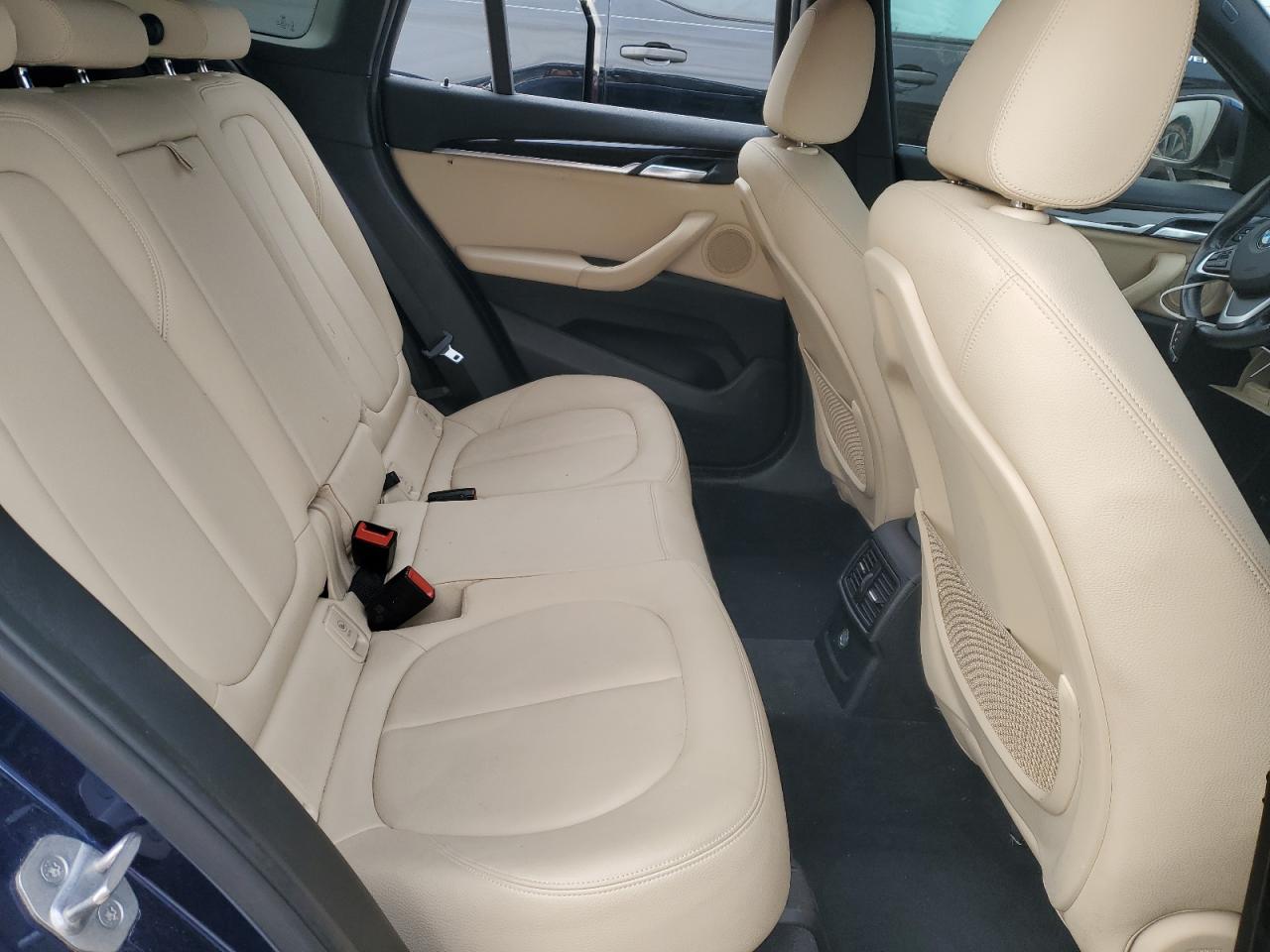 2017 BMW X1 - Image 10