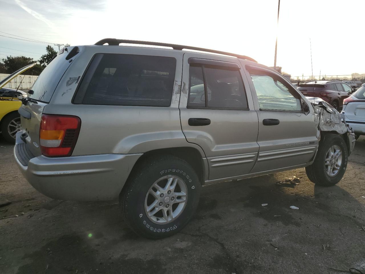 2004 Jeep Grand Cherokee - Image 3