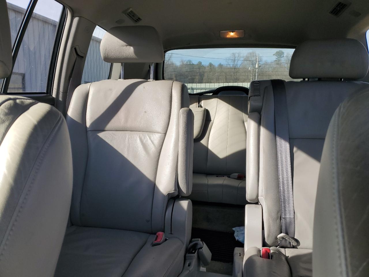 2009 Toyota Highlander - Image 10