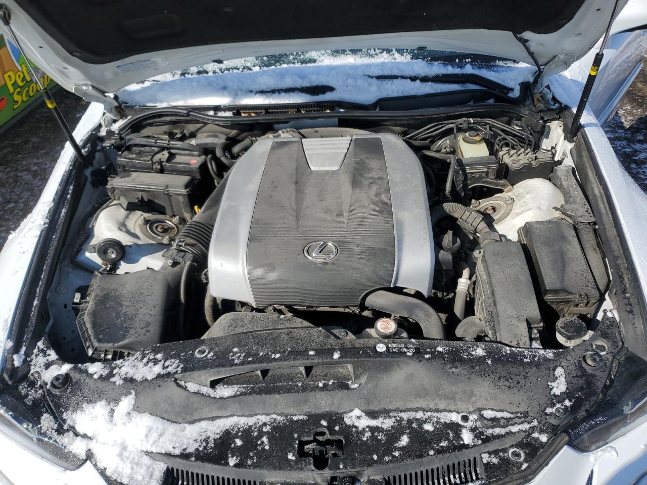 2018 Lexus IS - Image 11