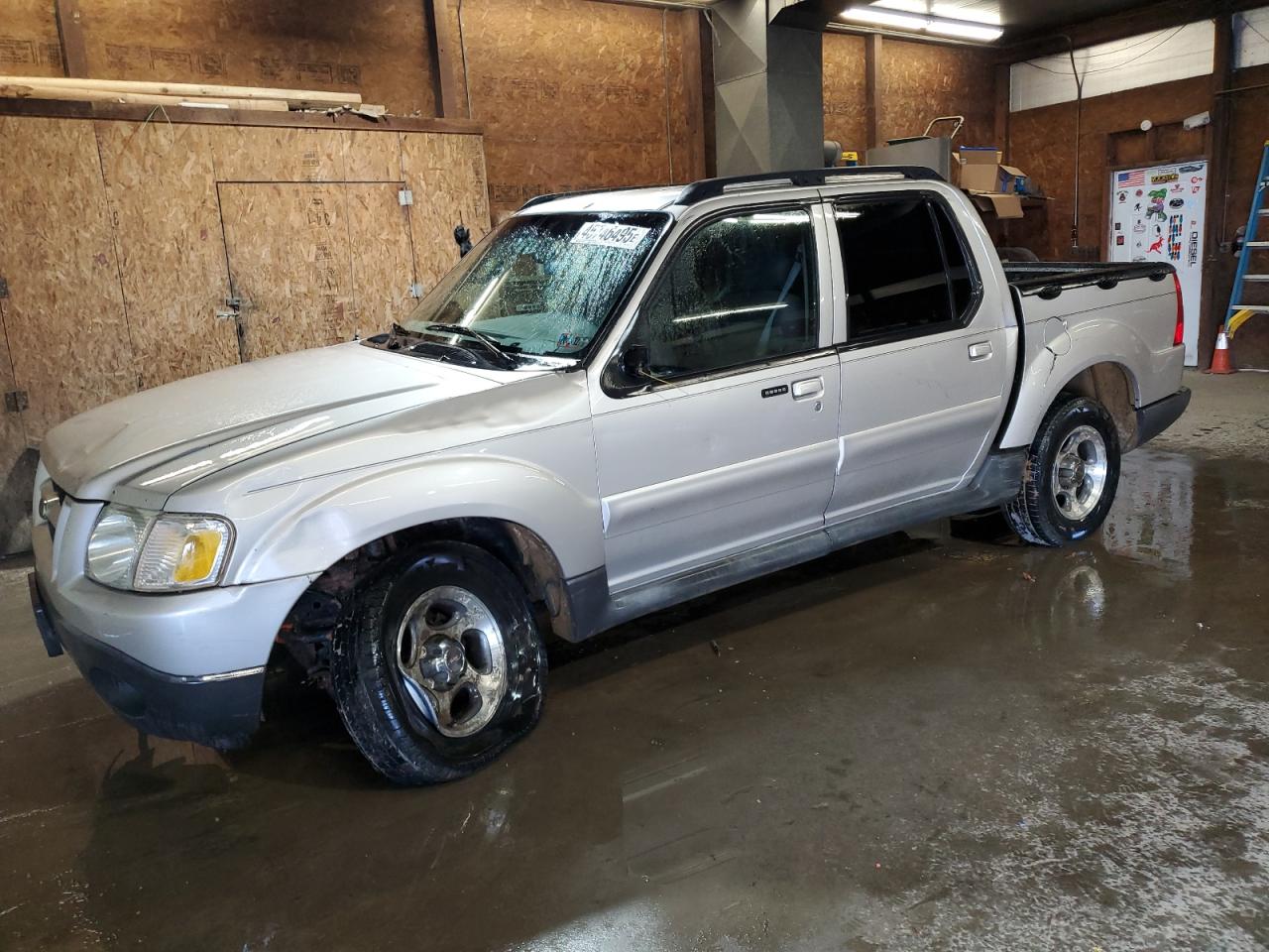 2005 Ford Explorer - Image 1