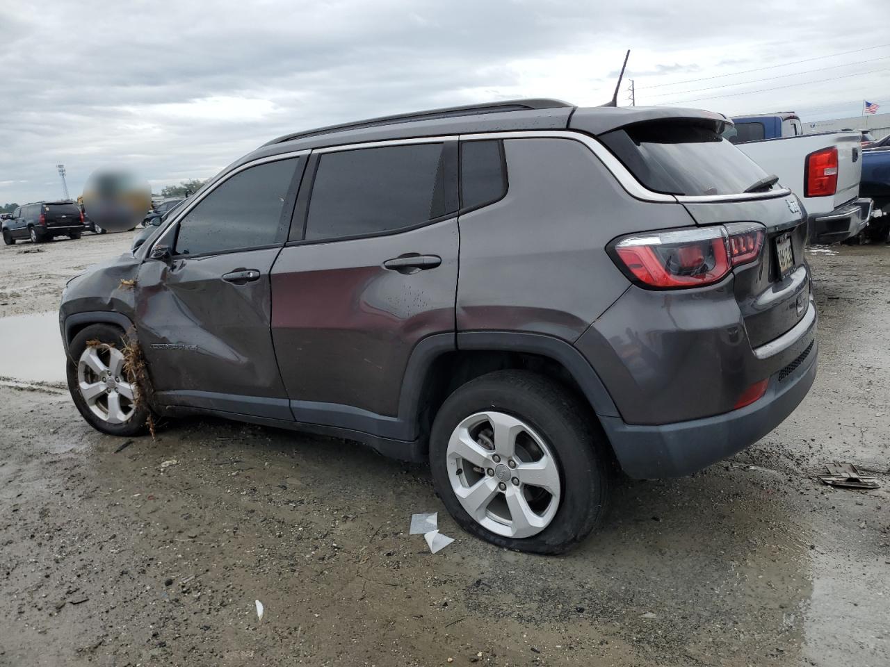 2018 Jeep Compass - Image 2