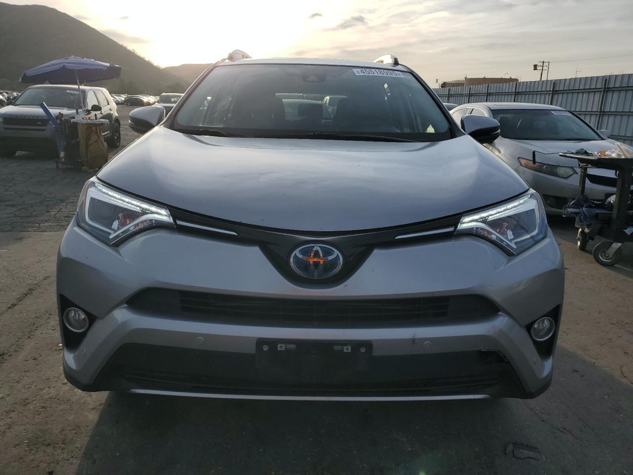 2018 Toyota RAV 4 - Image 5