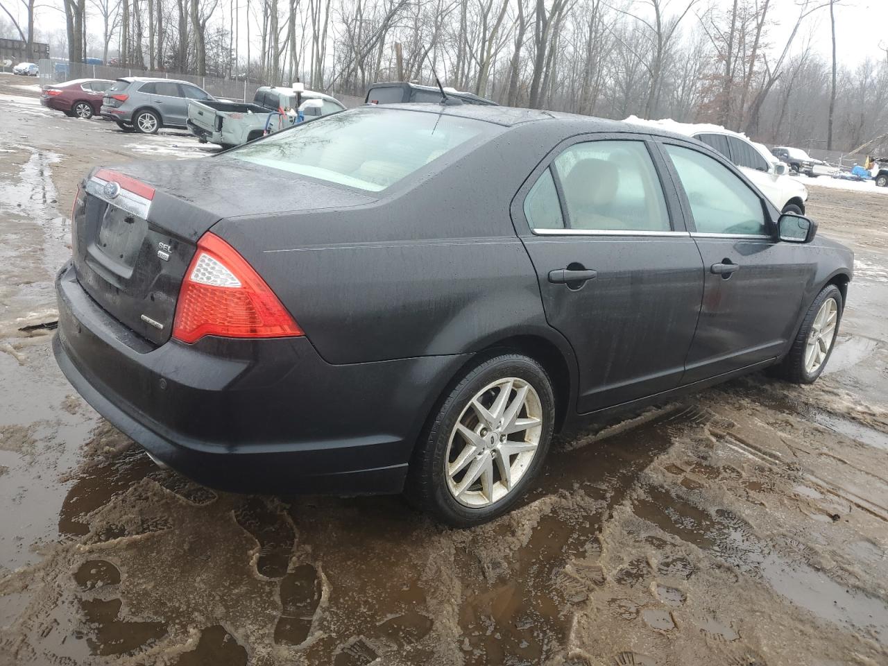 2011 Ford Fusion - Image 3