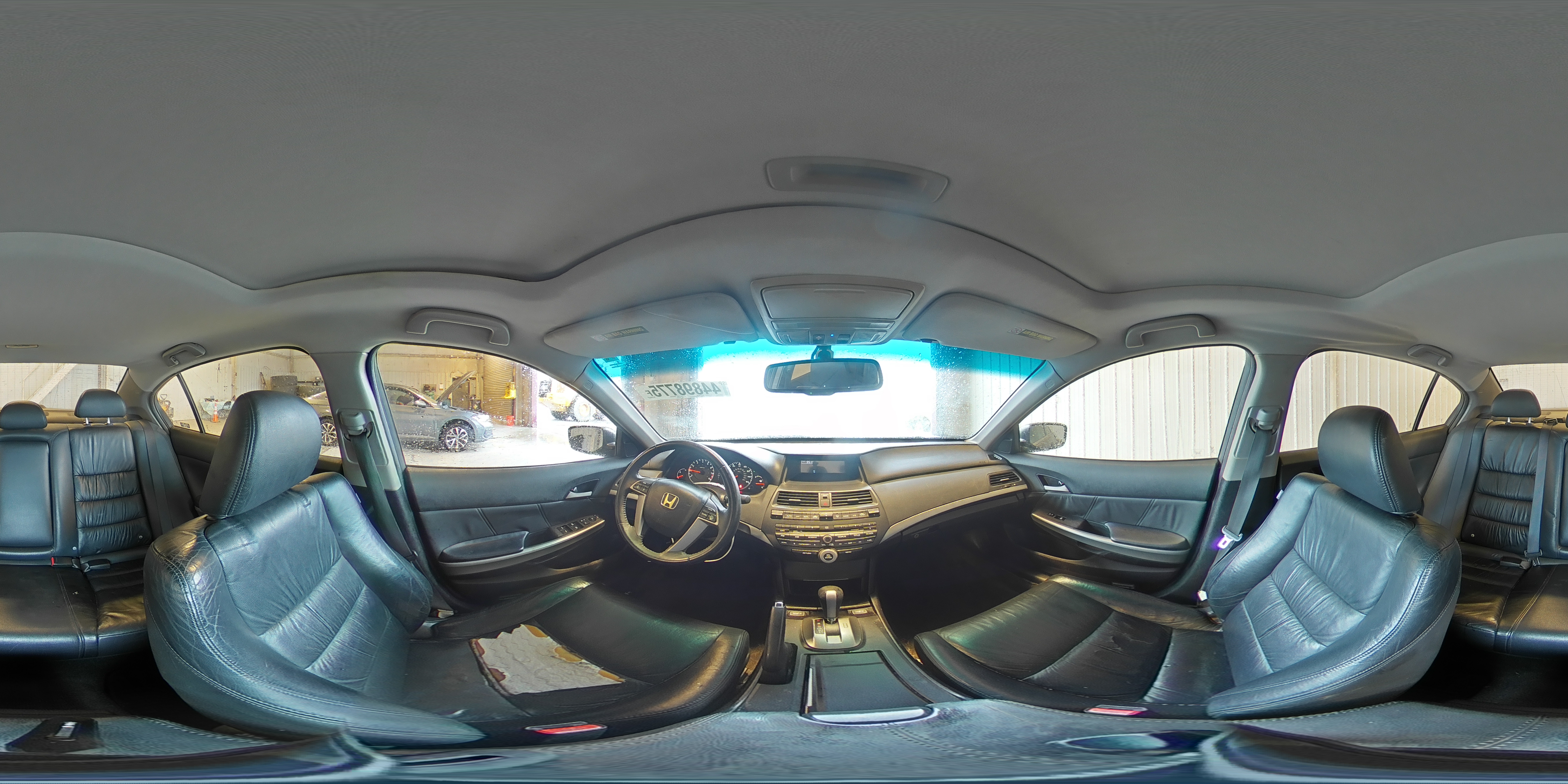 2009 Honda Accord - Image 12