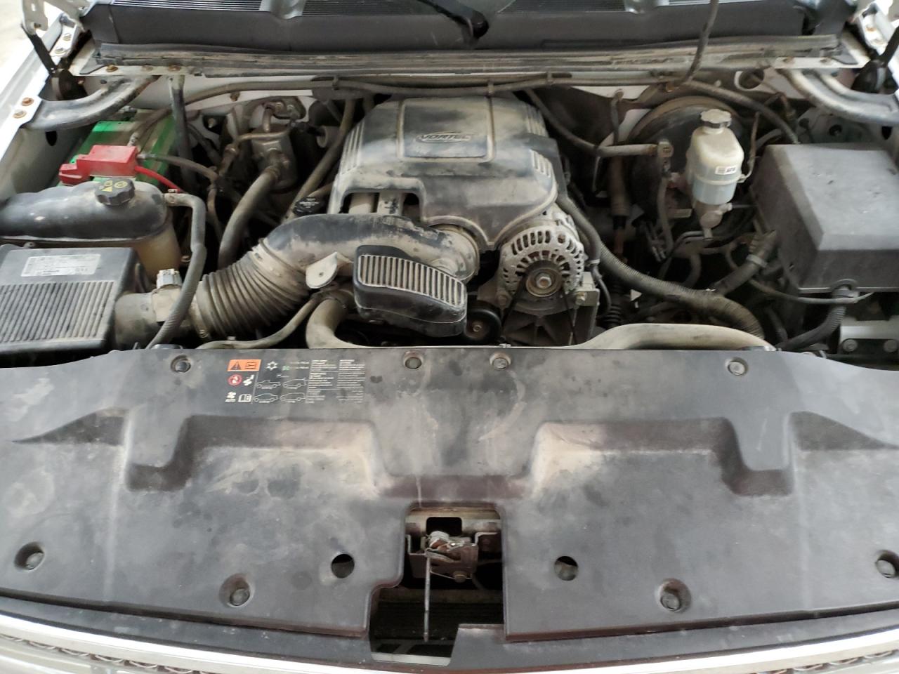2012 Chevrolet Silverado - Image 11