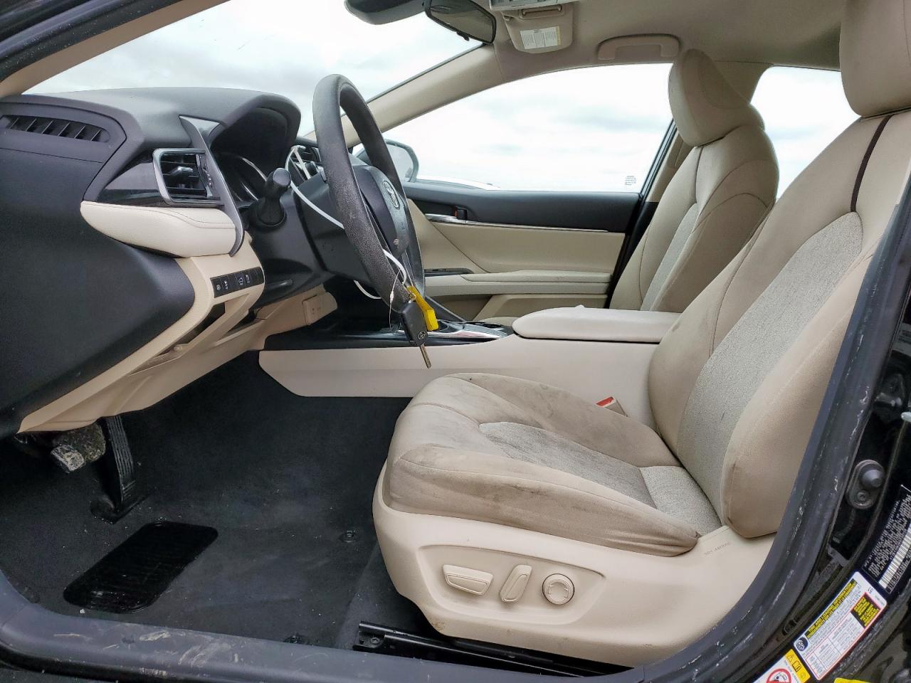2019 Toyota Camry - Image 7