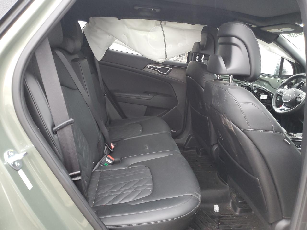 2023 Kia Sportage - Image 10