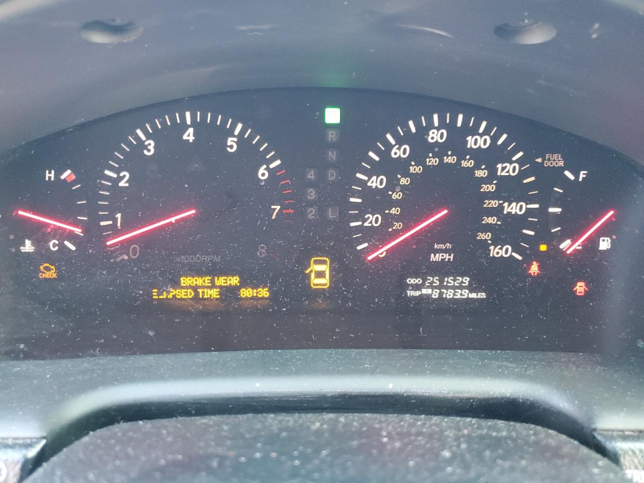 2003 Lexus LS - Image 9