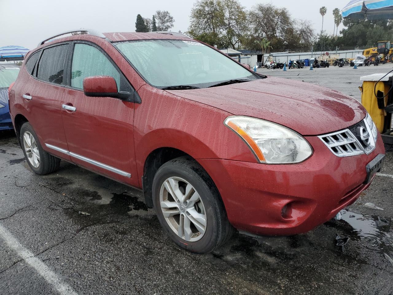 2012 Nissan Rogue - Image 4