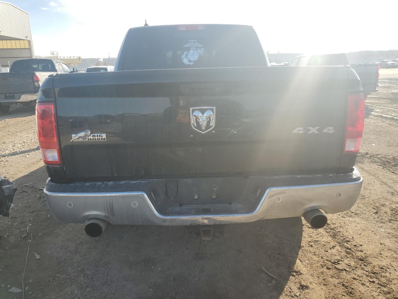 2014 RAM 1500 - Image 6