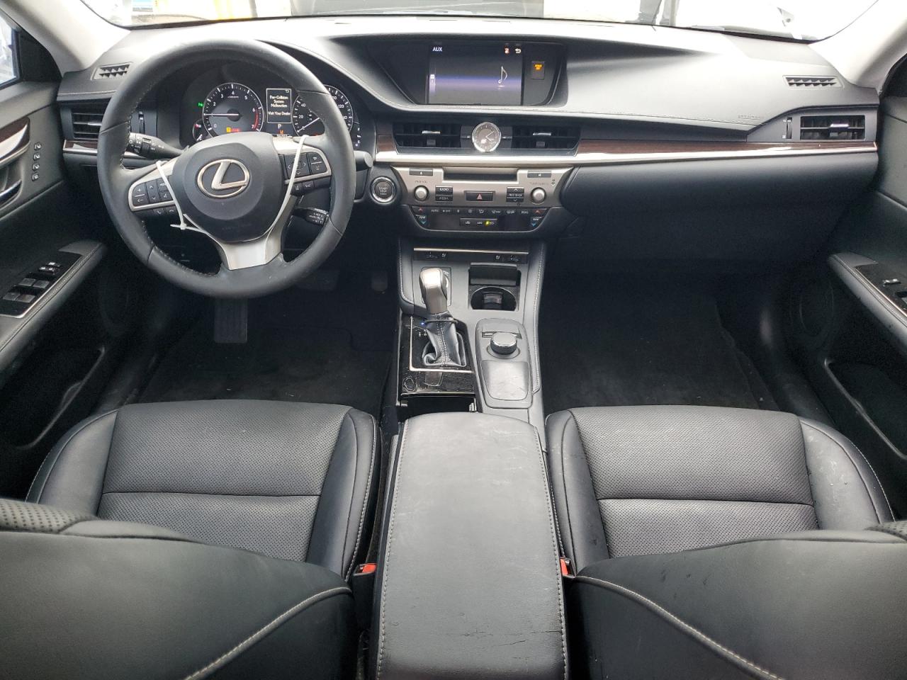 2018 Lexus ES - Image 8