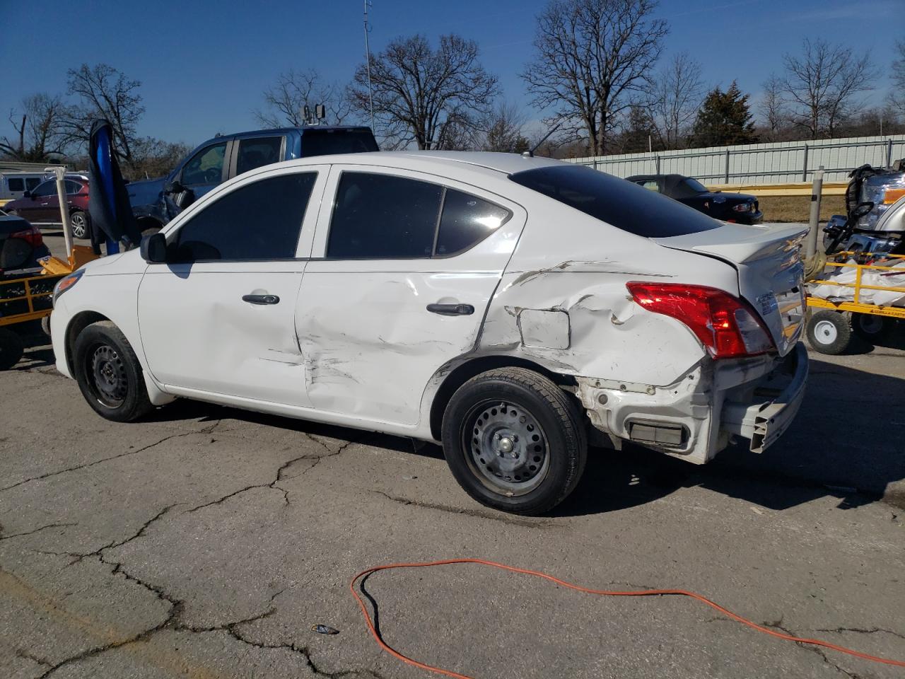 2015 Nissan Versa - Image 2