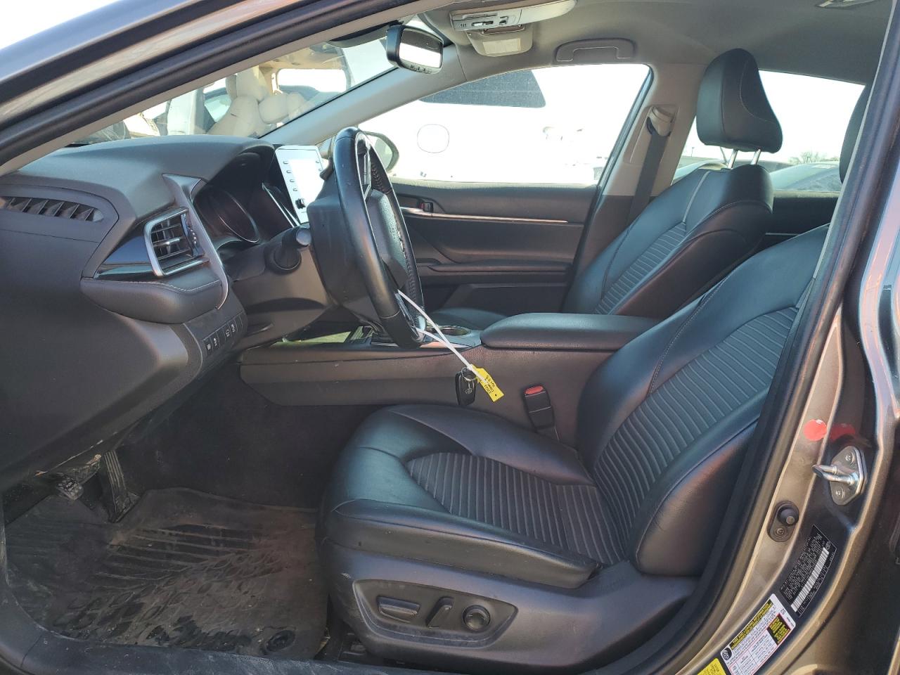 2021 Toyota Camry - Image 7
