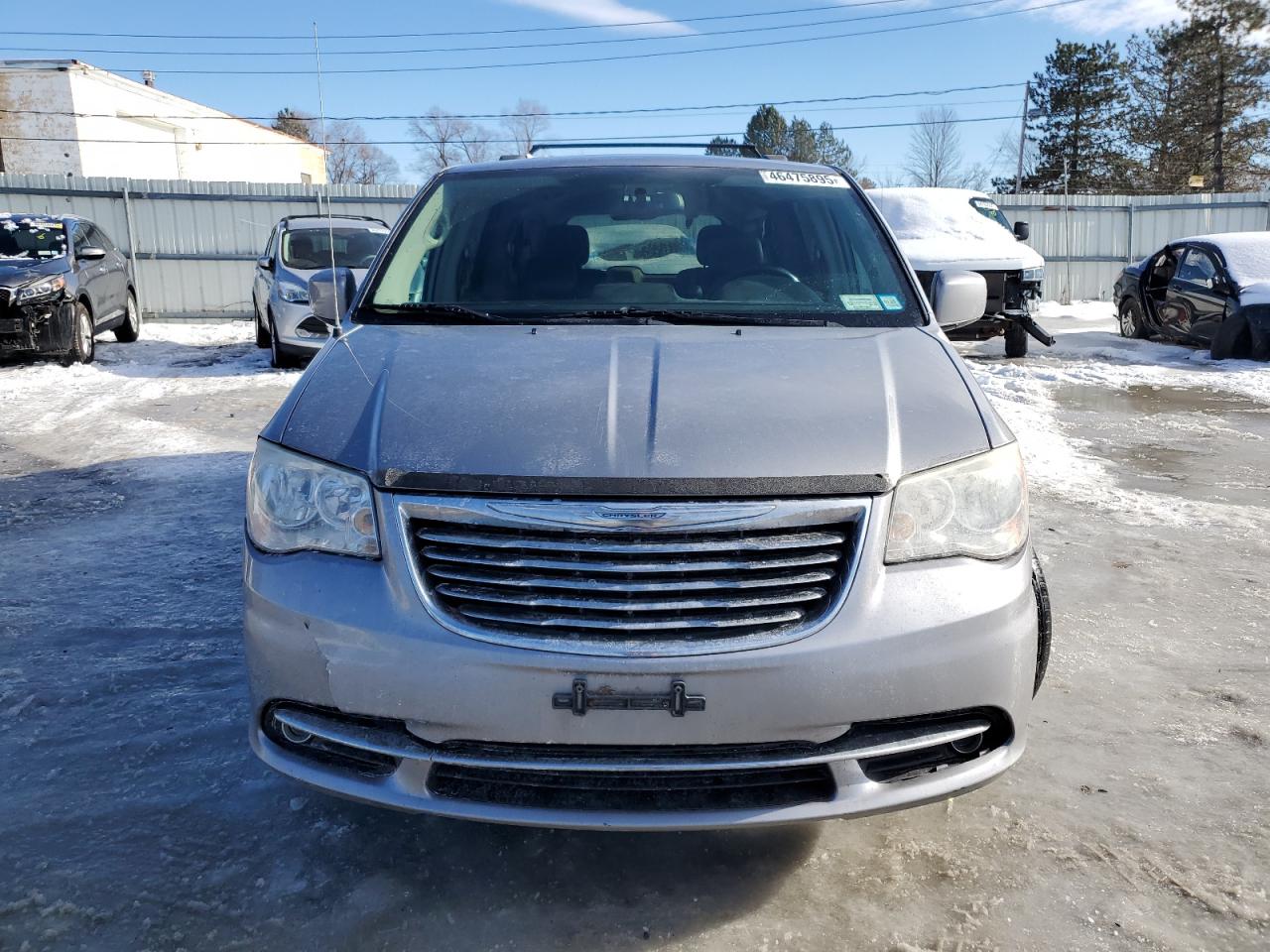 2014 Chrysler Town & Country - Image 5