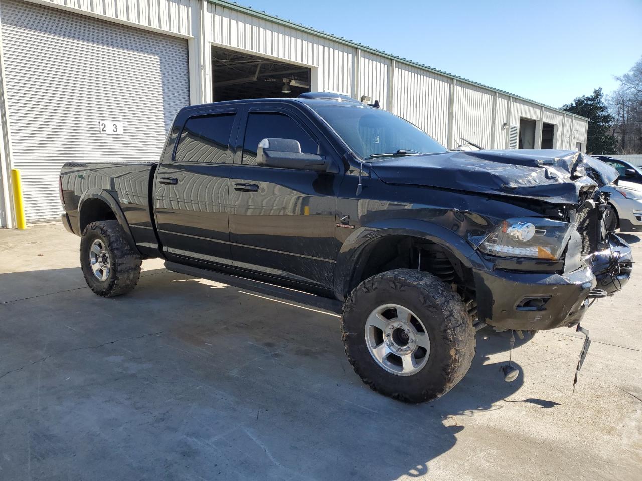 2017 RAM 2500 - Image 4