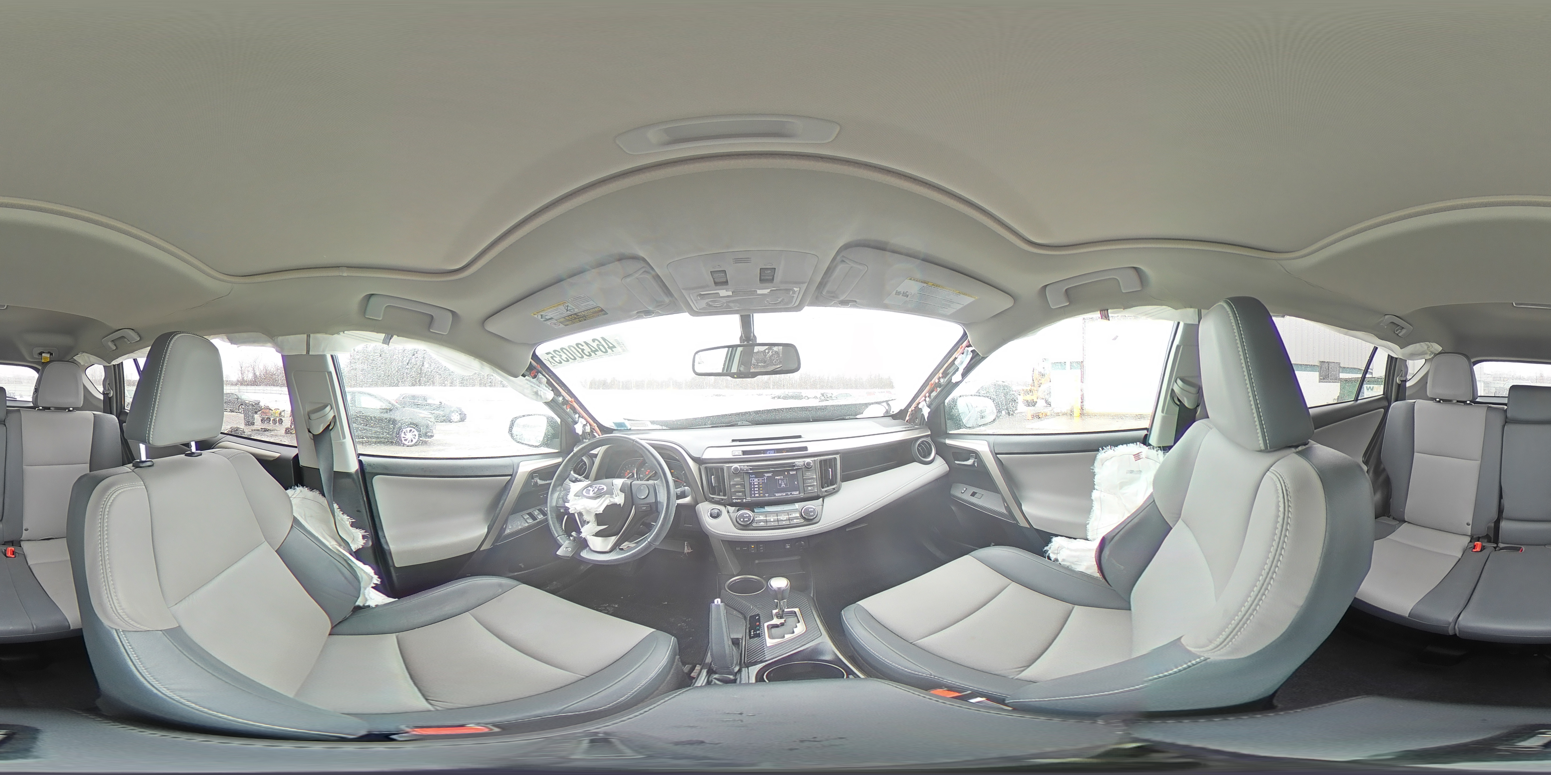 2015 Toyota RAV 4 - Image 14