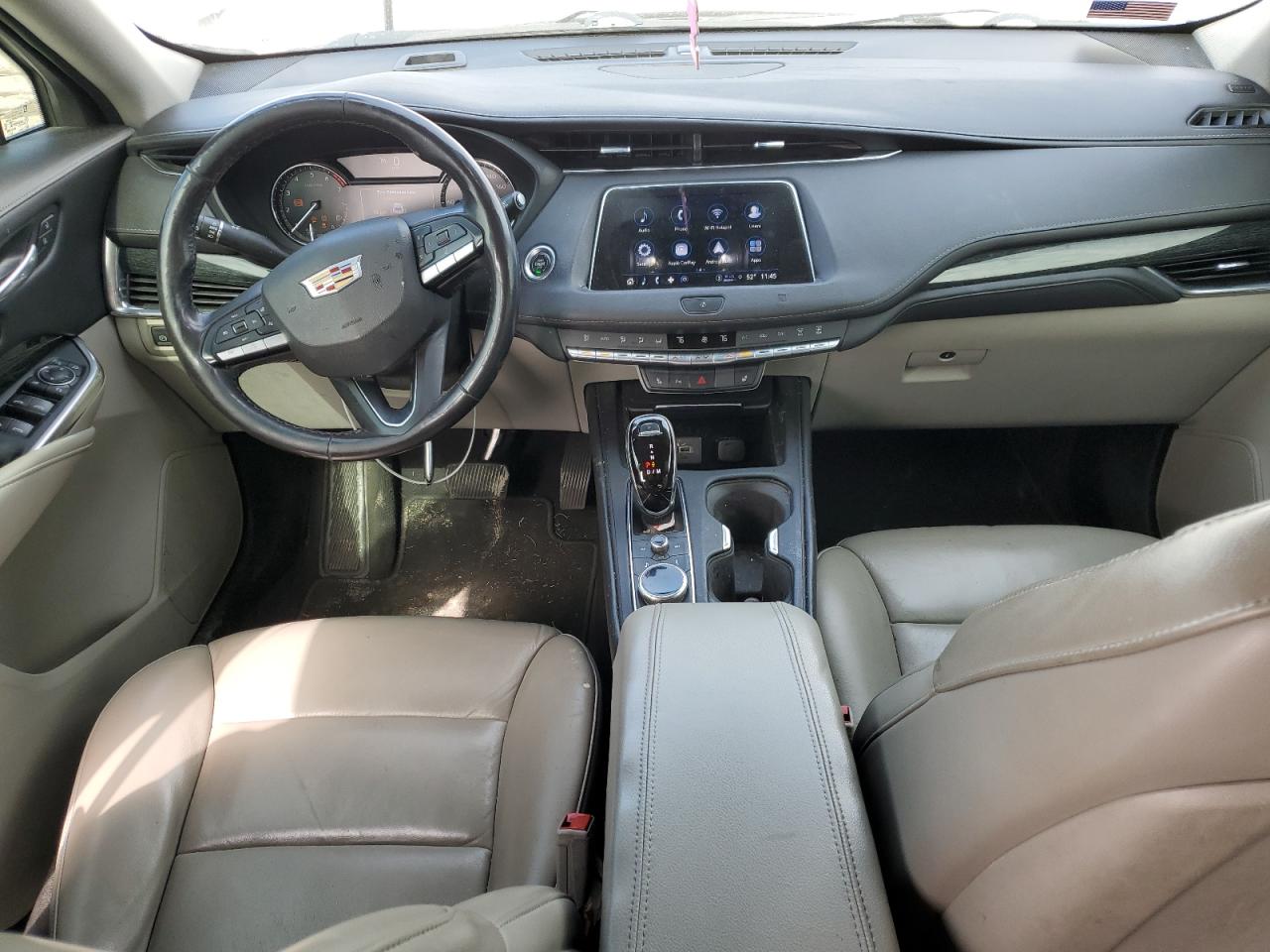 2021 Cadillac XT4 - Image 8