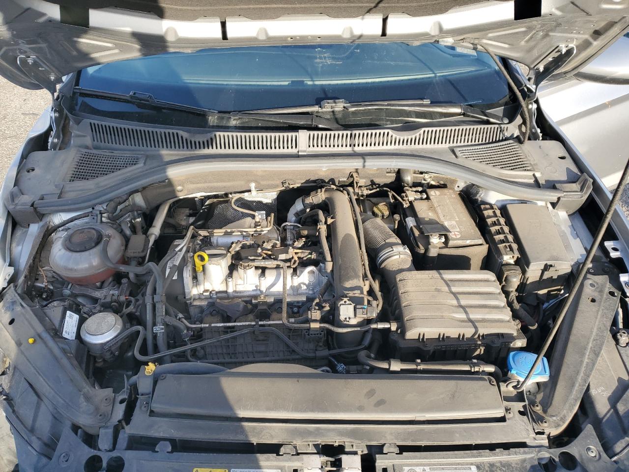 2019 Volkswagen Jetta - Image 11