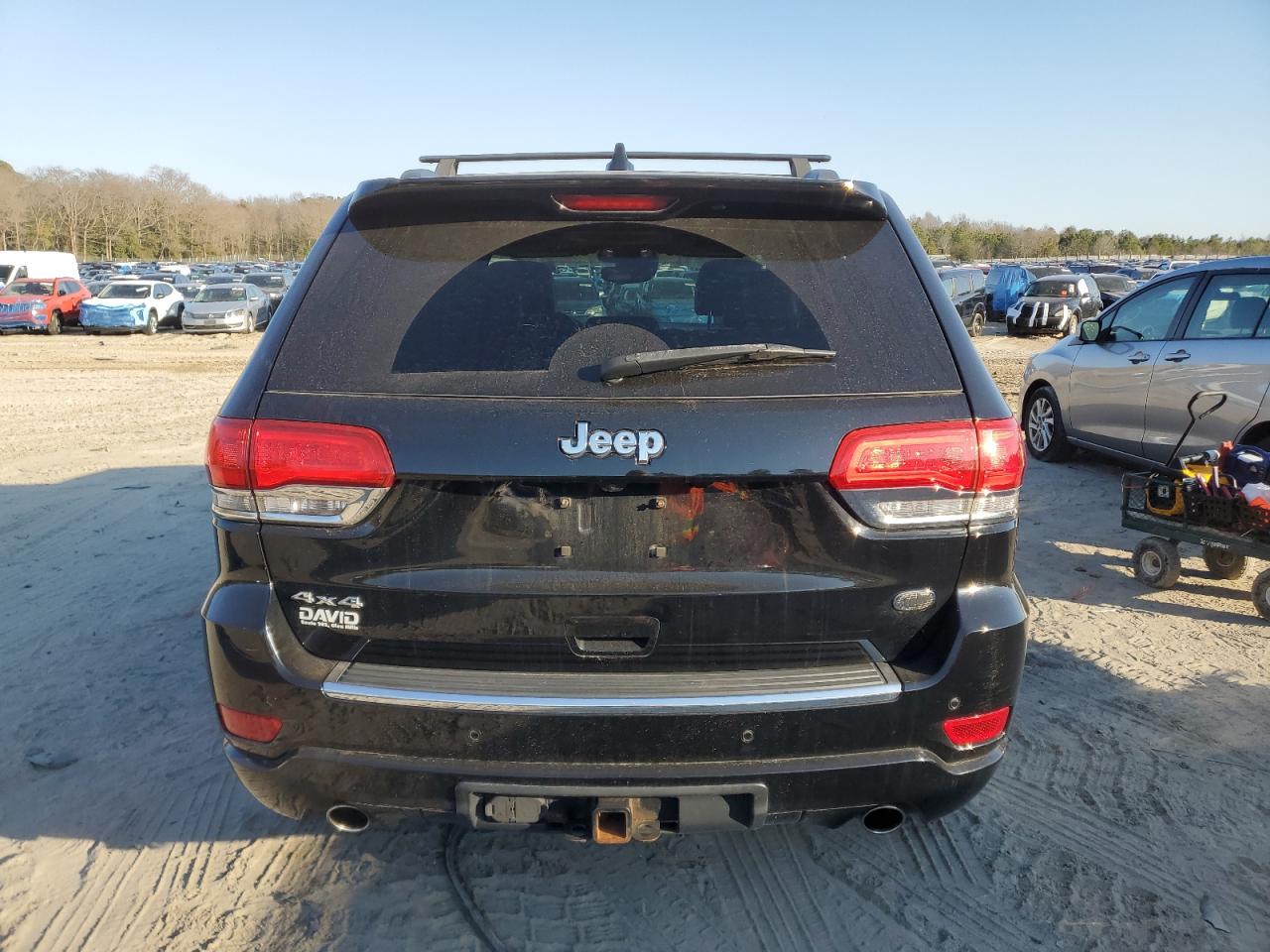 2017 Jeep Grand Cherokee - Image 6