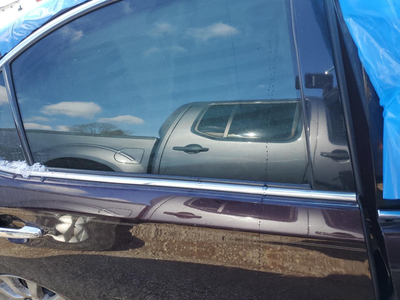 2004 Lexus ES - Image 10
