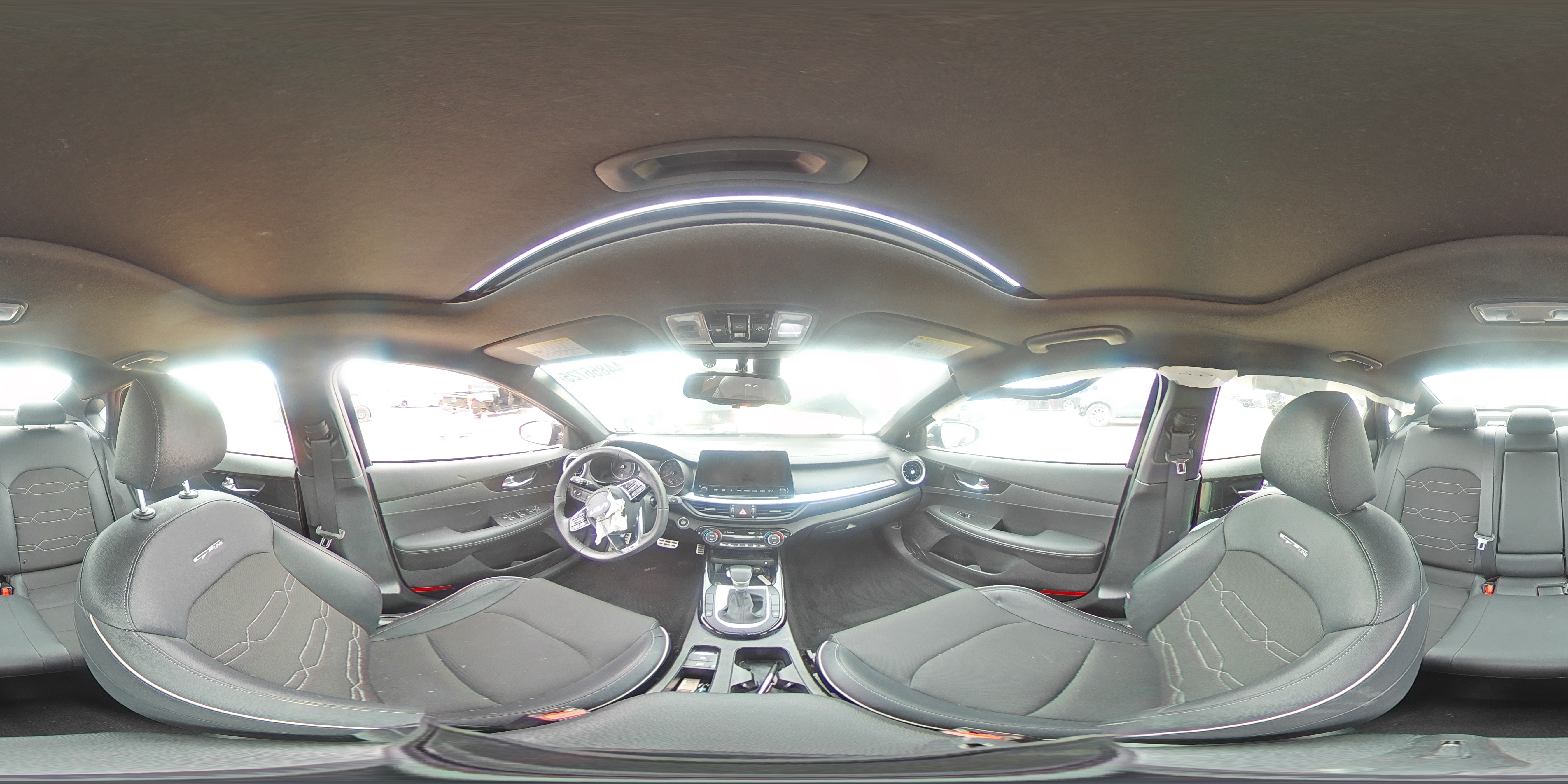 2024 Kia Forte - Image 13