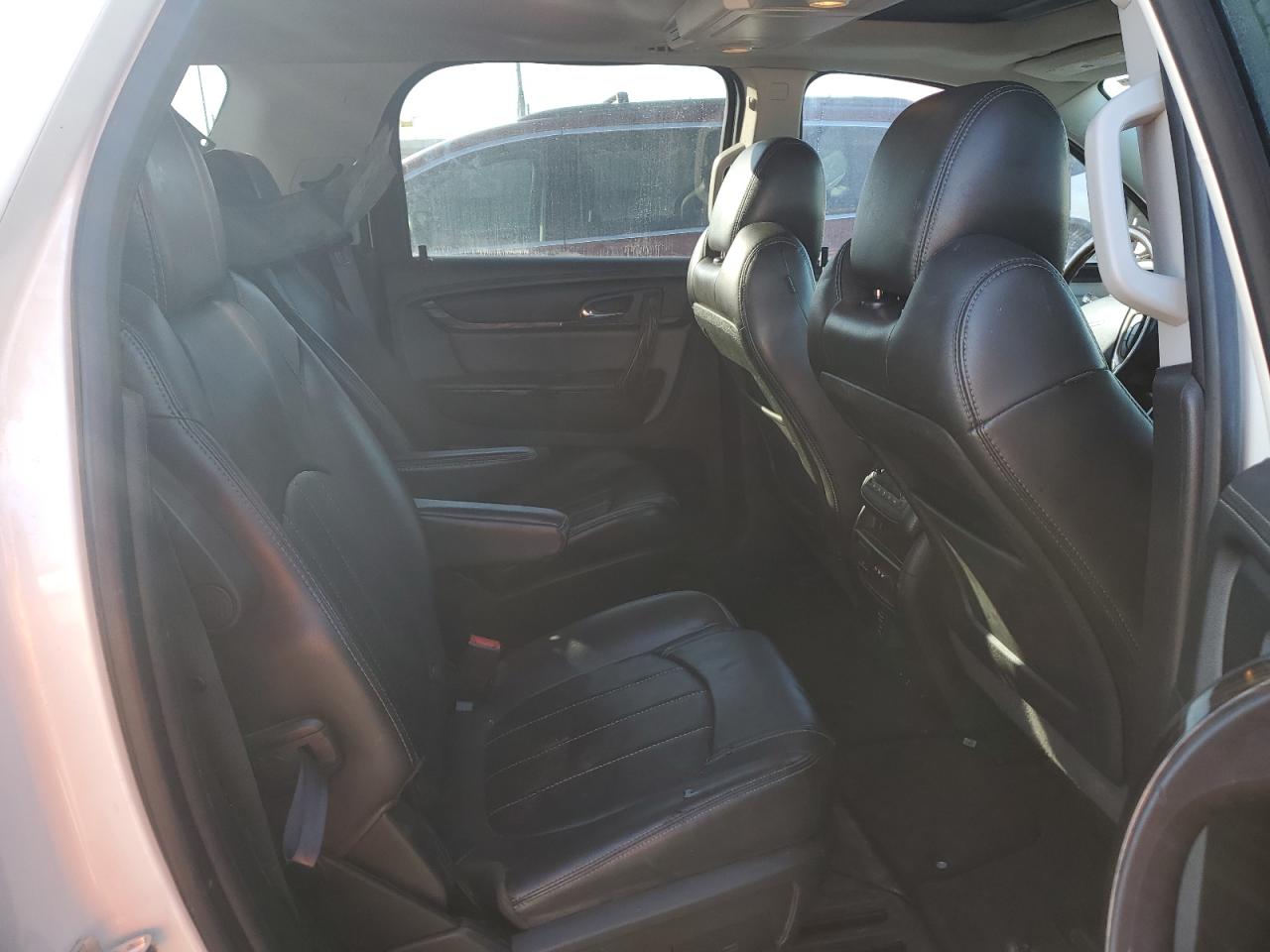 2015 GMC Acadia - Image 11