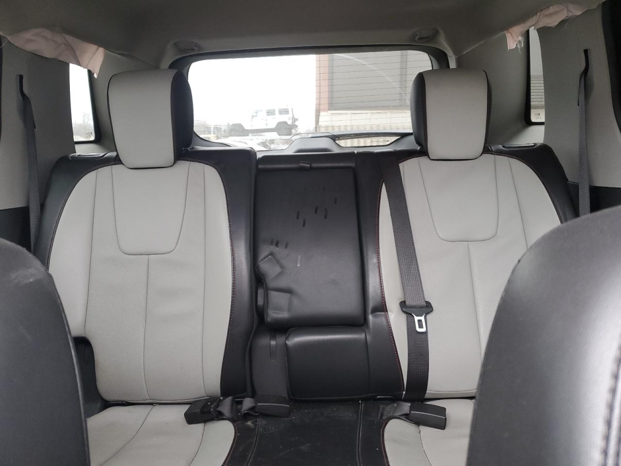 2015 GMC Terrain - Image 10