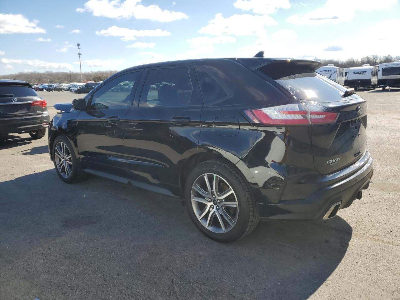 2019 Ford Edge - Image 2