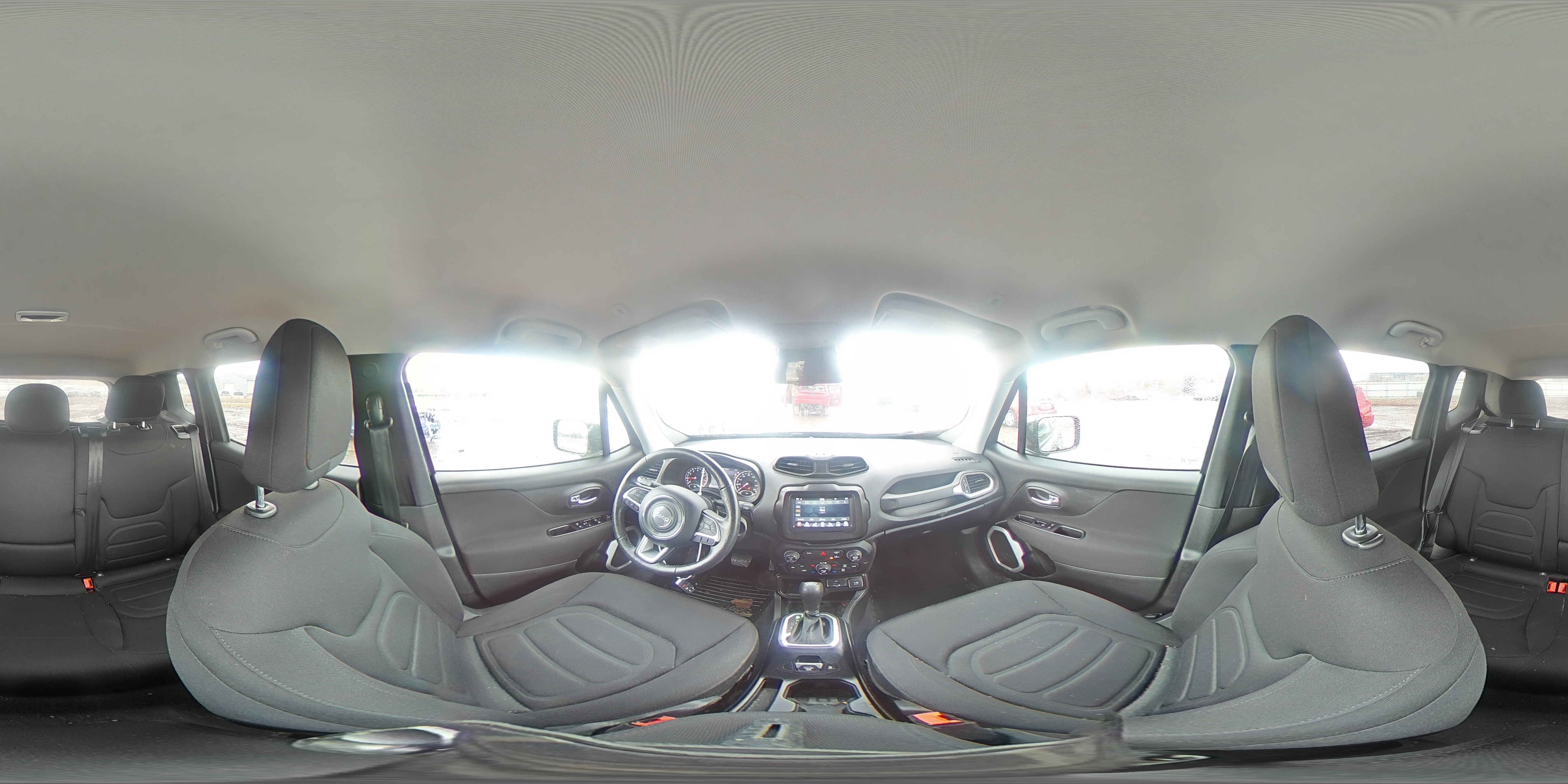 2021 Jeep Renegade - Image 13