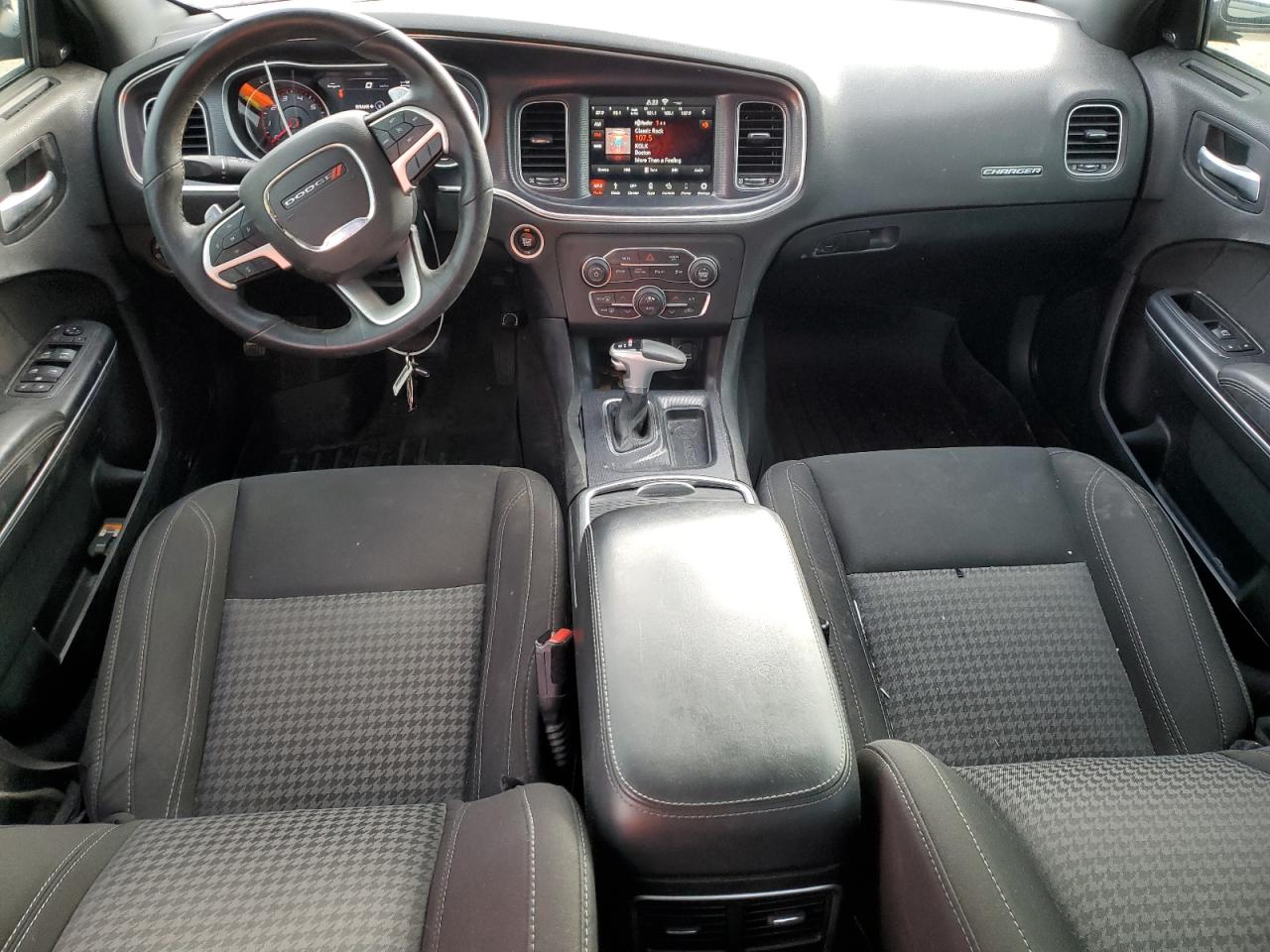 2018 Dodge Charger - Image 8